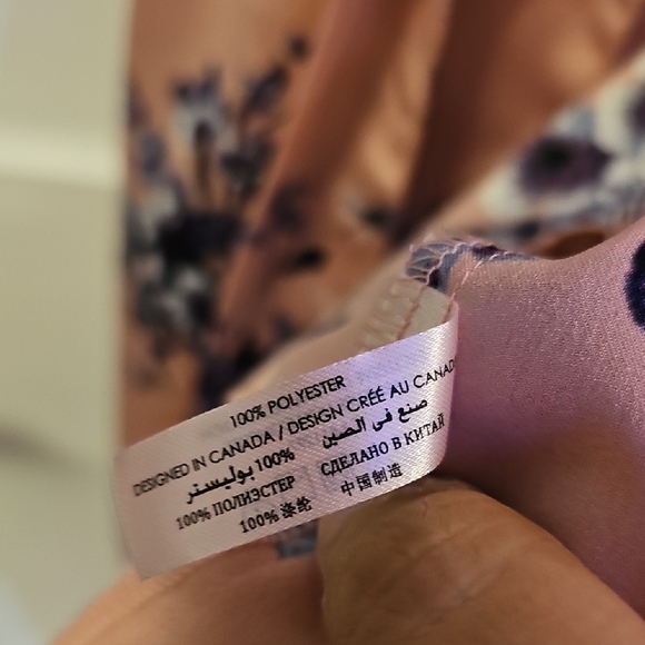 La Vie En Rose Floral Satin Robe - Pink and Black Size S/M - Picture 5 of 9